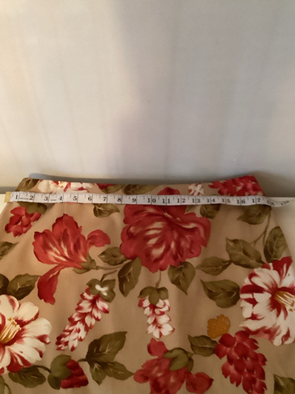 Talbots Cream Pencil Skirt with Red Floral Print - Picture 5 of 6